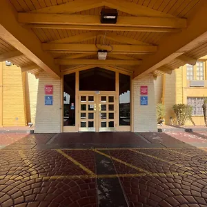la-quinta-inn-phoenix-thomas-road.hotelsofphoenix.com/